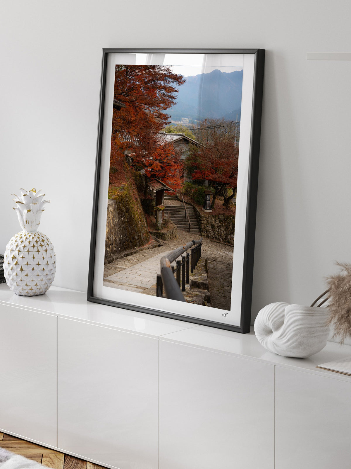 Mockup-Portrait-04