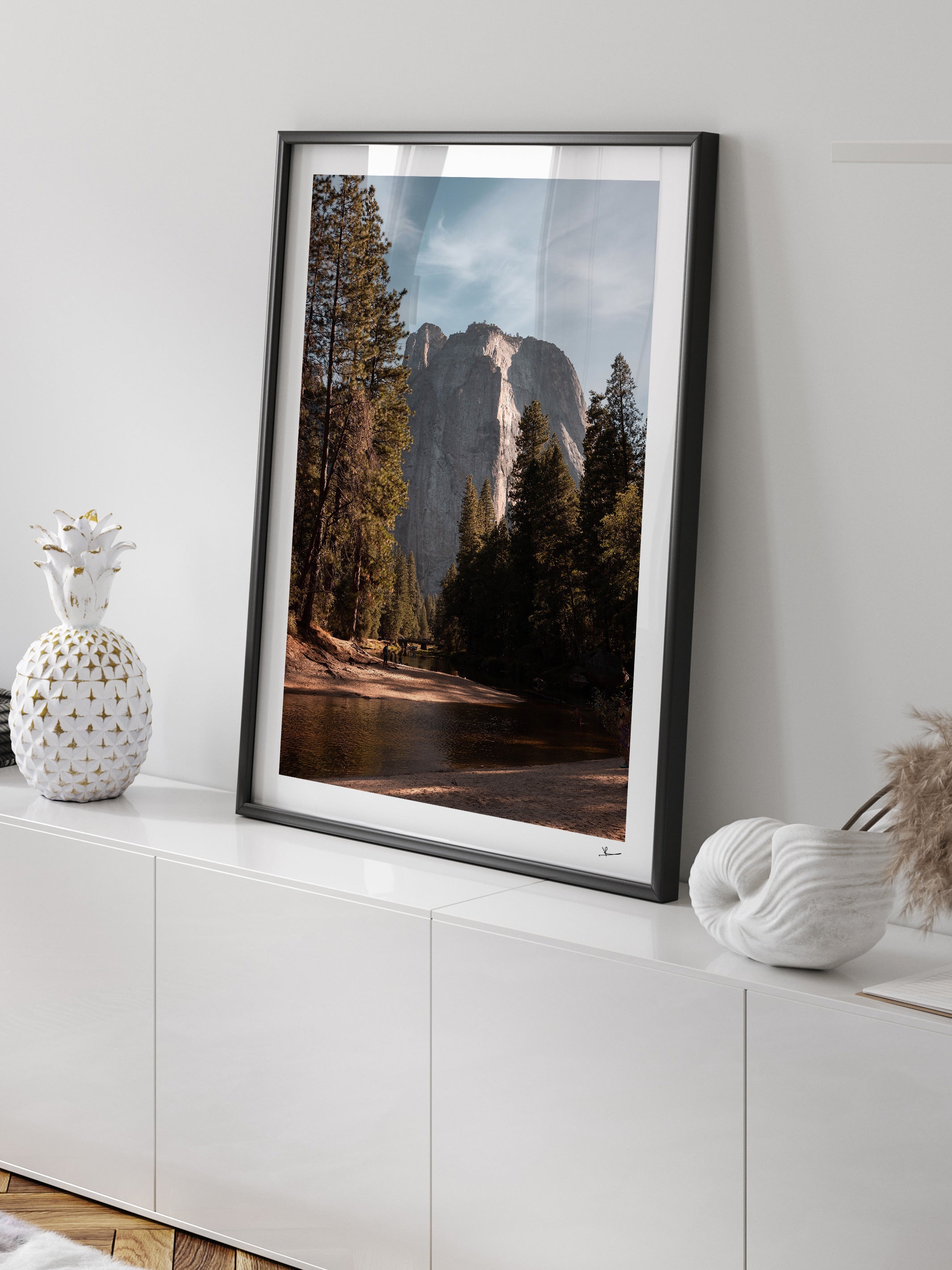 Mockup-Portrait-04