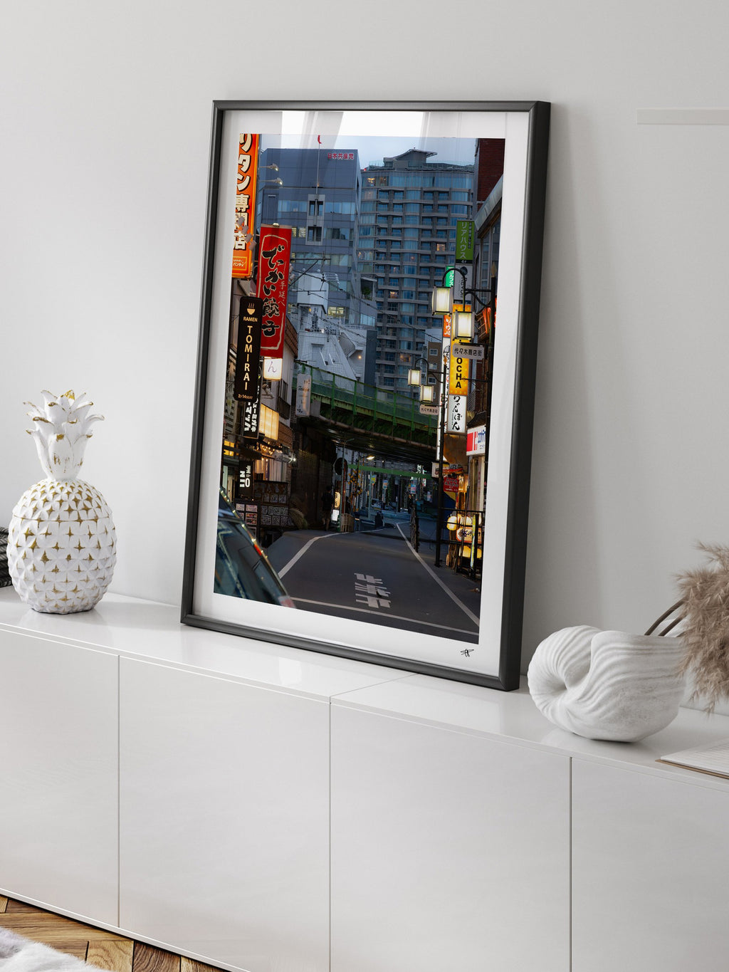 Mockup-Portrait-04