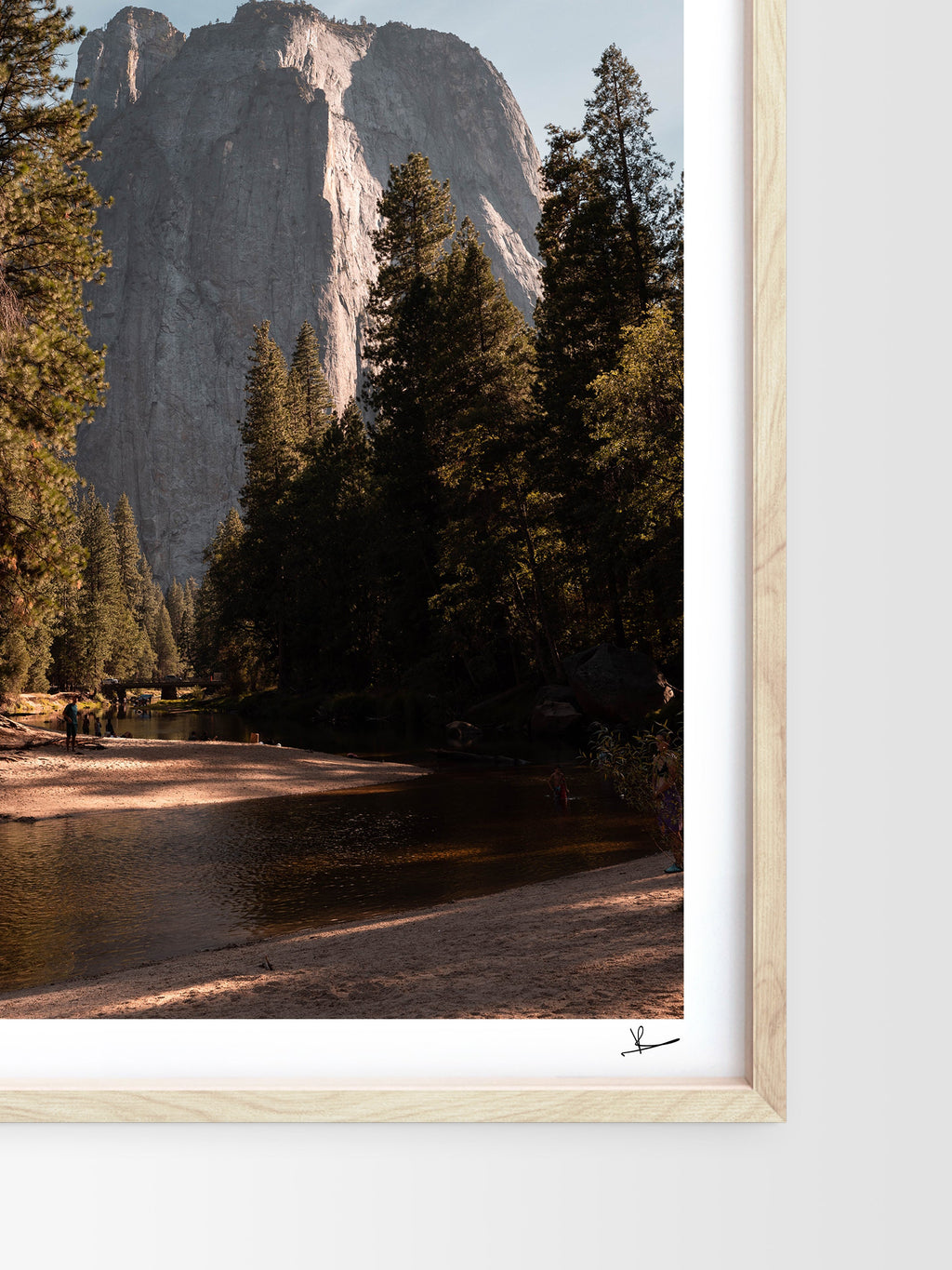Mockup-Portrait-07