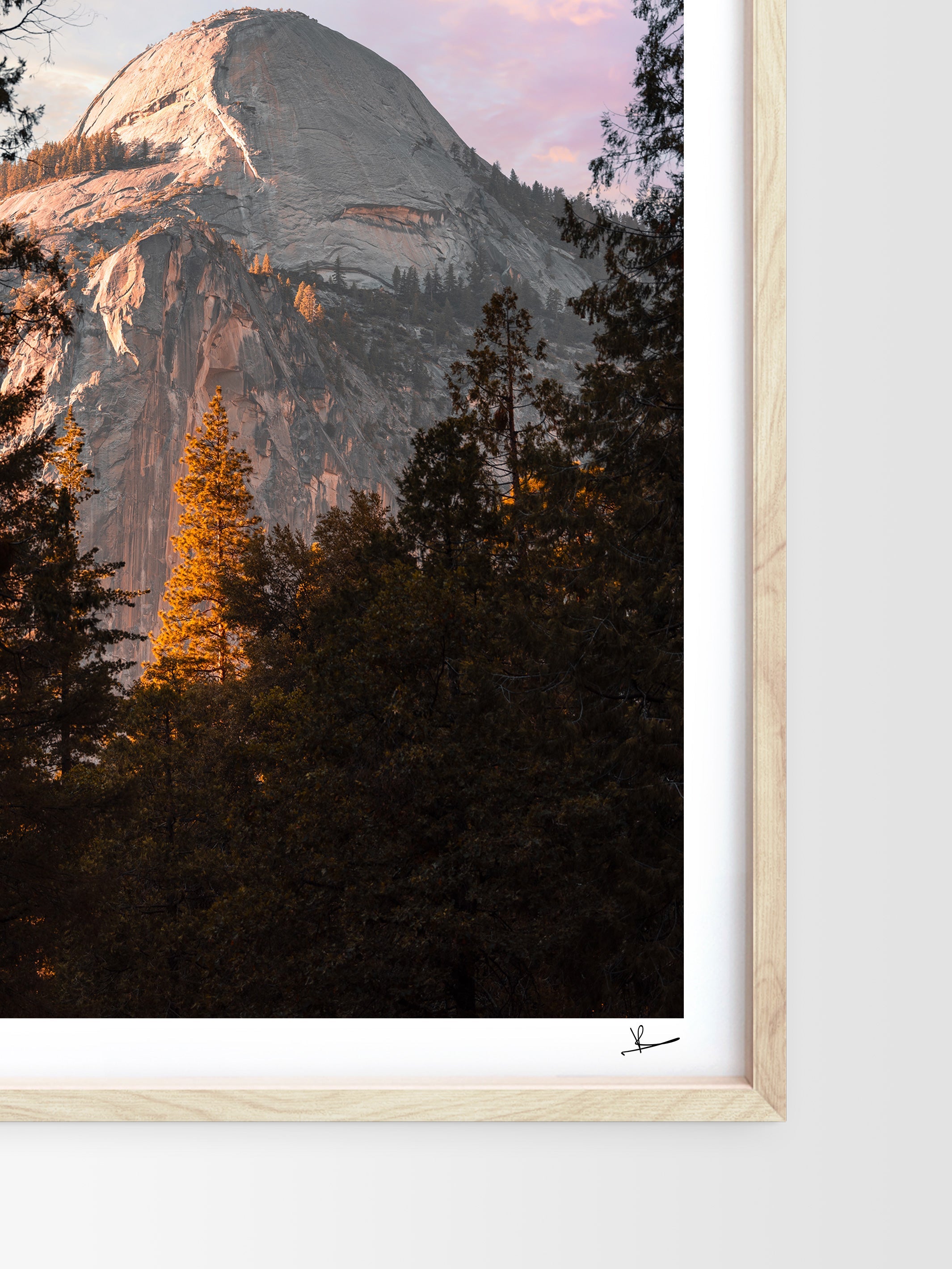 Mockup-Portrait-07