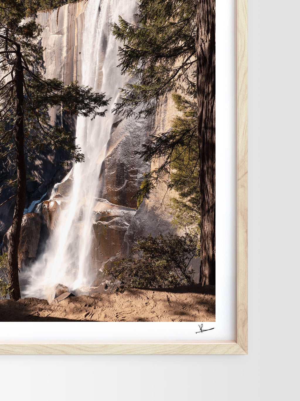 Mockup-Portrait-07
