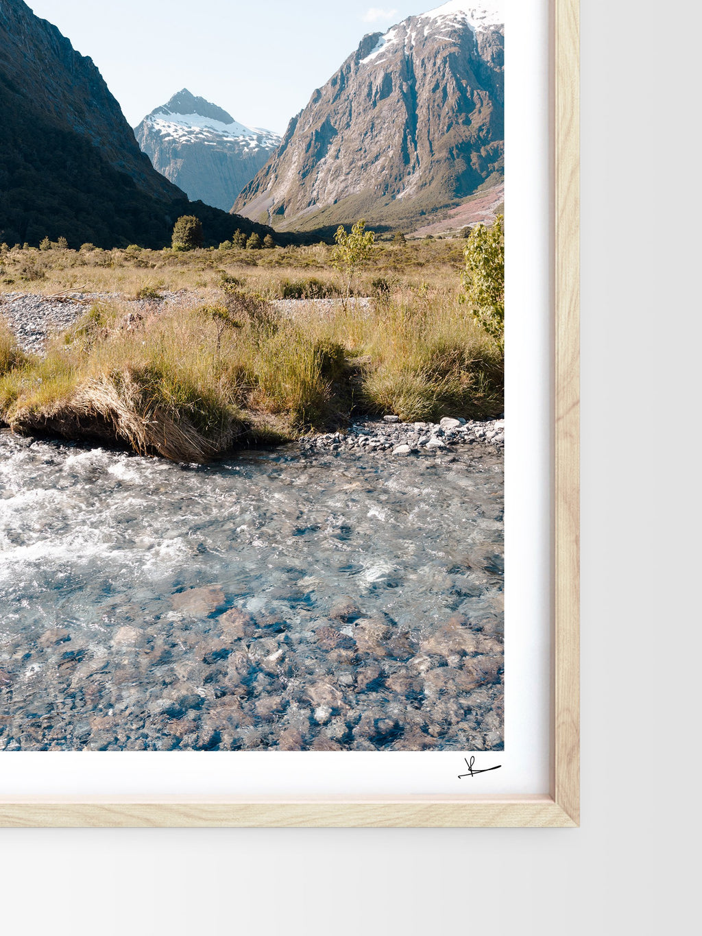 Mockup-Portrait-07